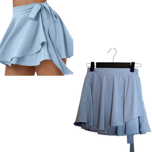HALARA Dresses & Skirts - Halara Breezeful Ice Blue 2-in-1 Quick Dry Flowy Mini Skirt Skort Wrap XS NEW